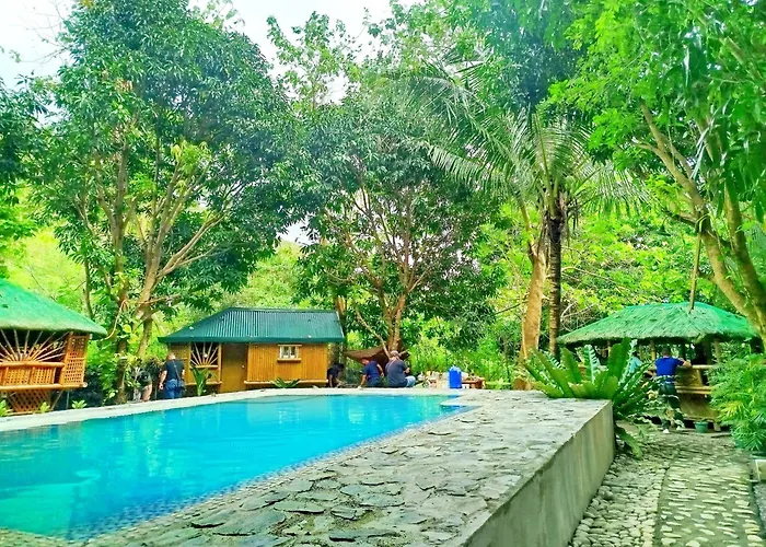 Rea'S Bamboo Resort